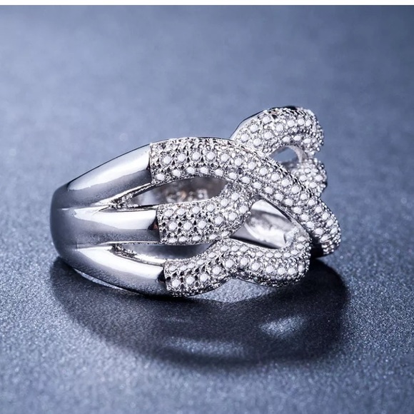 Infinity Round Cut White Sapphire 925 Silver Ring - Picture 3 of 5